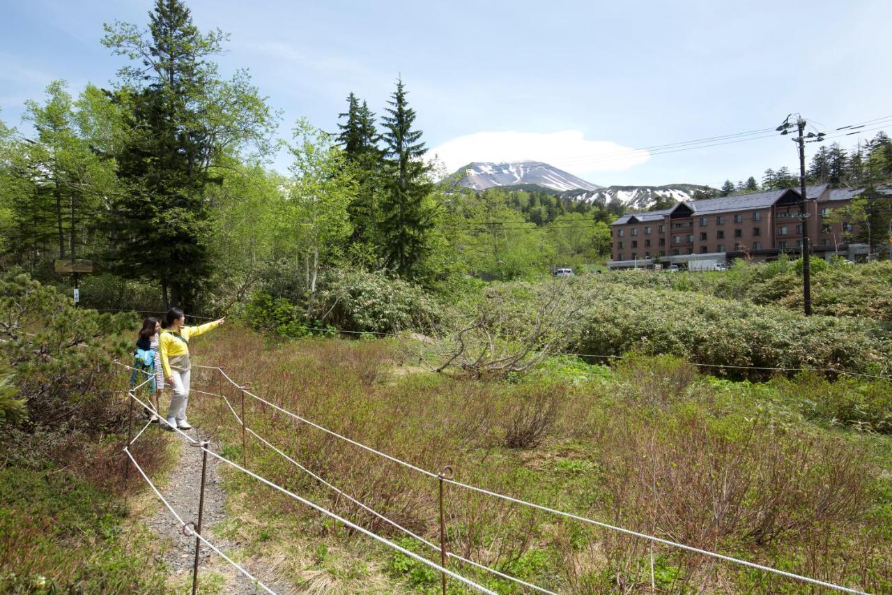 Higashikawa Asahidake Onsen Hotel Bear Monte Екстериор снимка