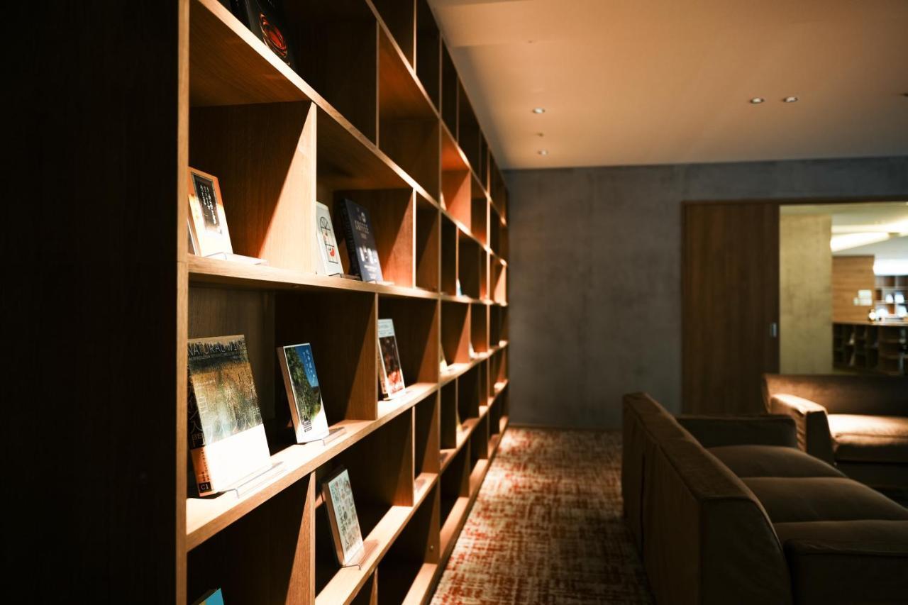 Higashikawa Asahidake Onsen Hotel Bear Monte Екстериор снимка