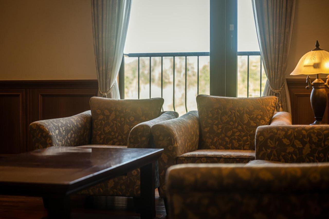 Higashikawa Asahidake Onsen Hotel Bear Monte Екстериор снимка