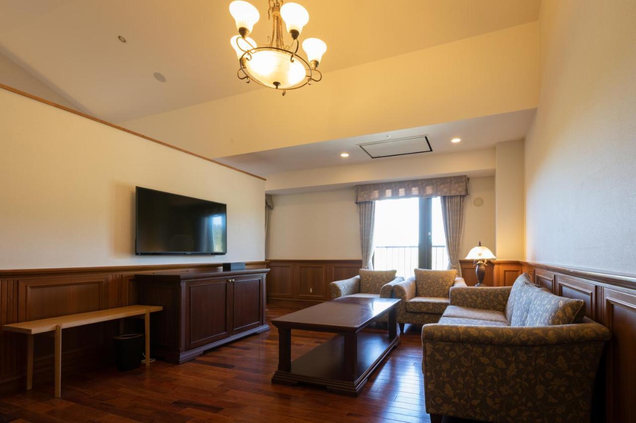 Higashikawa Asahidake Onsen Hotel Bear Monte Екстериор снимка