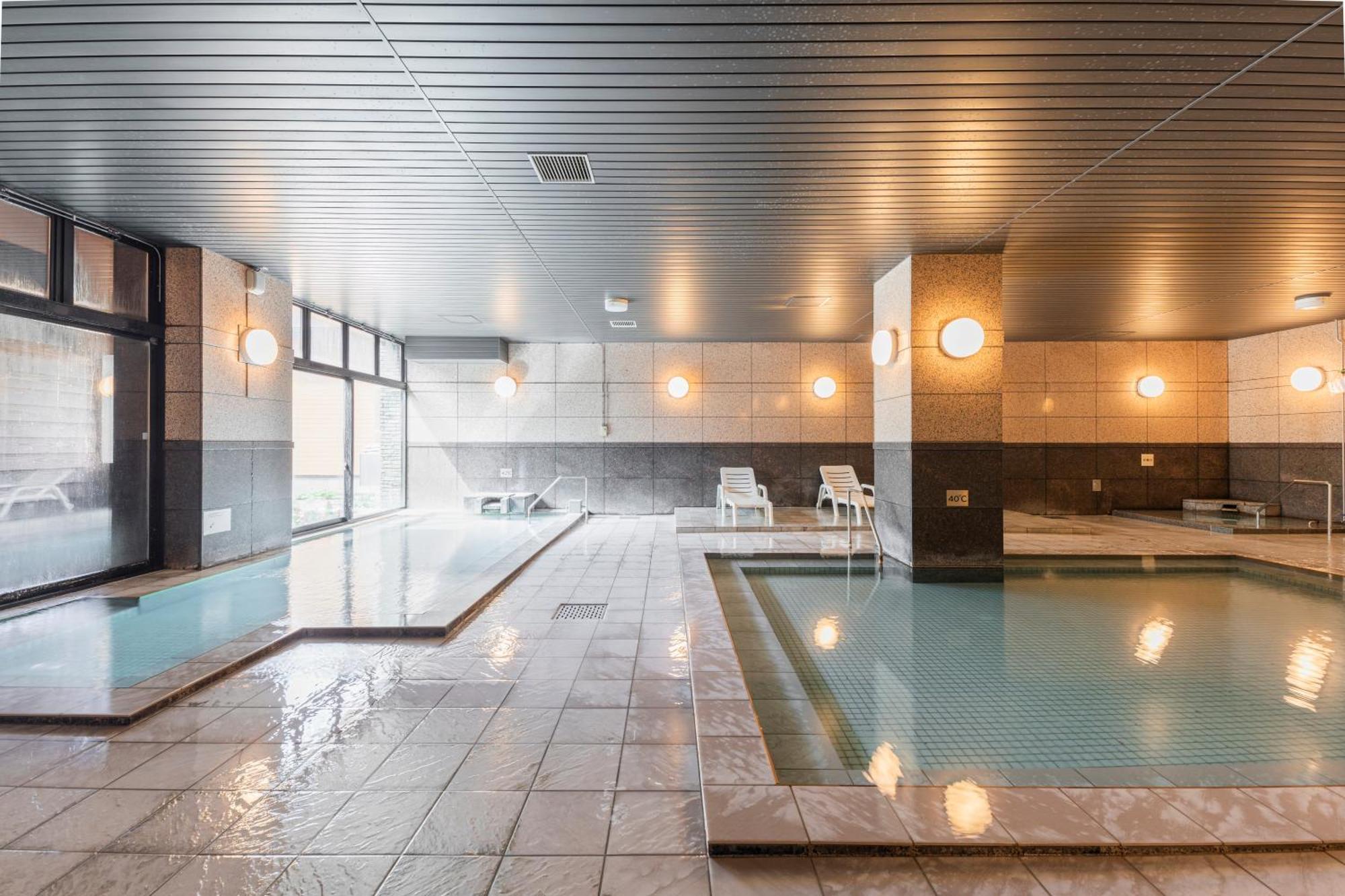 Higashikawa Asahidake Onsen Hotel Bear Monte Екстериор снимка