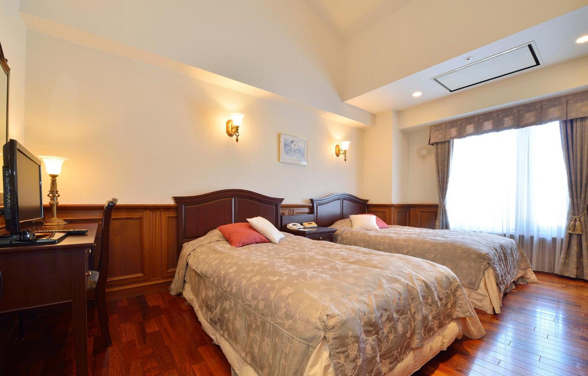 Higashikawa Asahidake Onsen Hotel Bear Monte Екстериор снимка